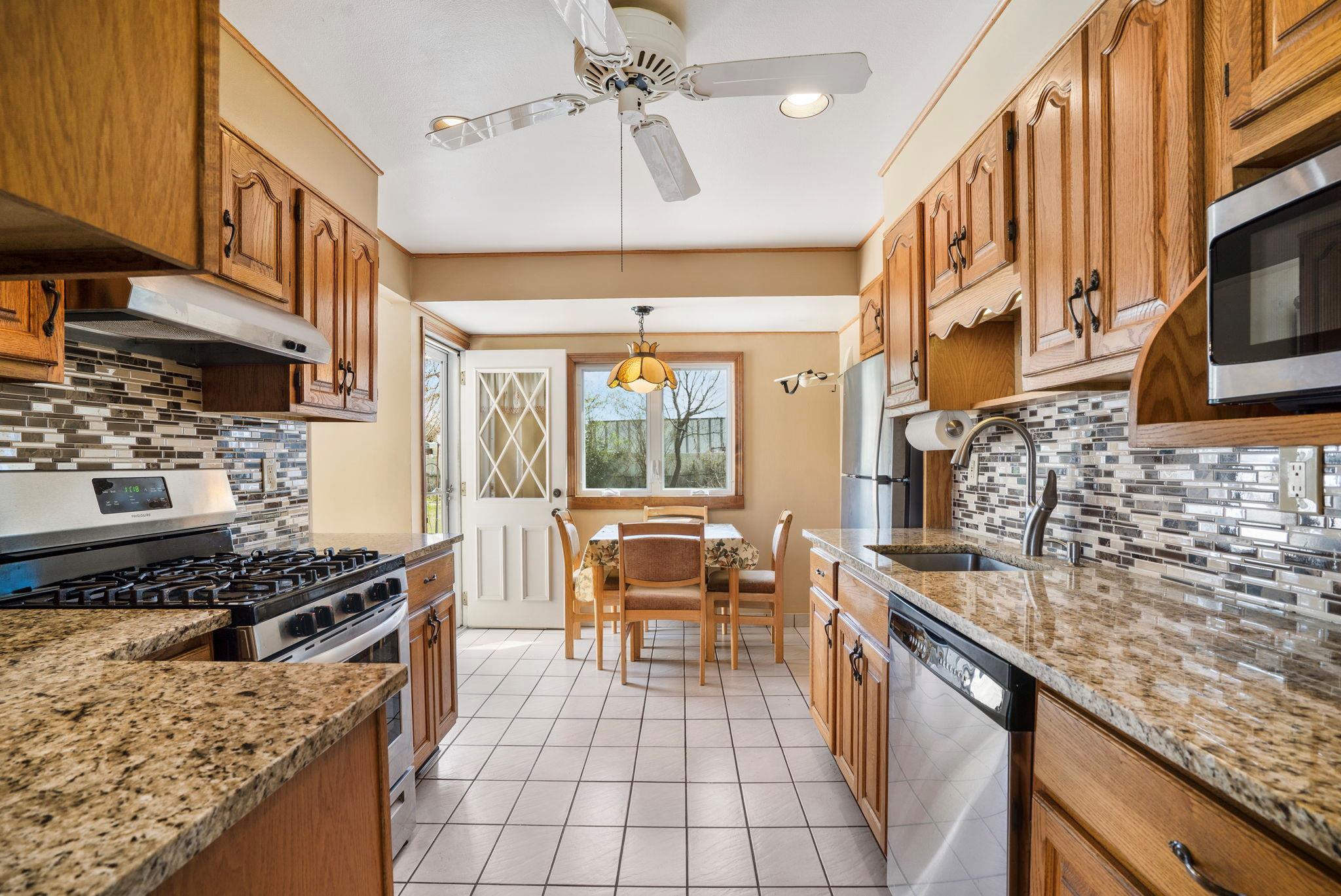 Single Family Raft  Suffolk County, NY 11741, MLS-853316-5