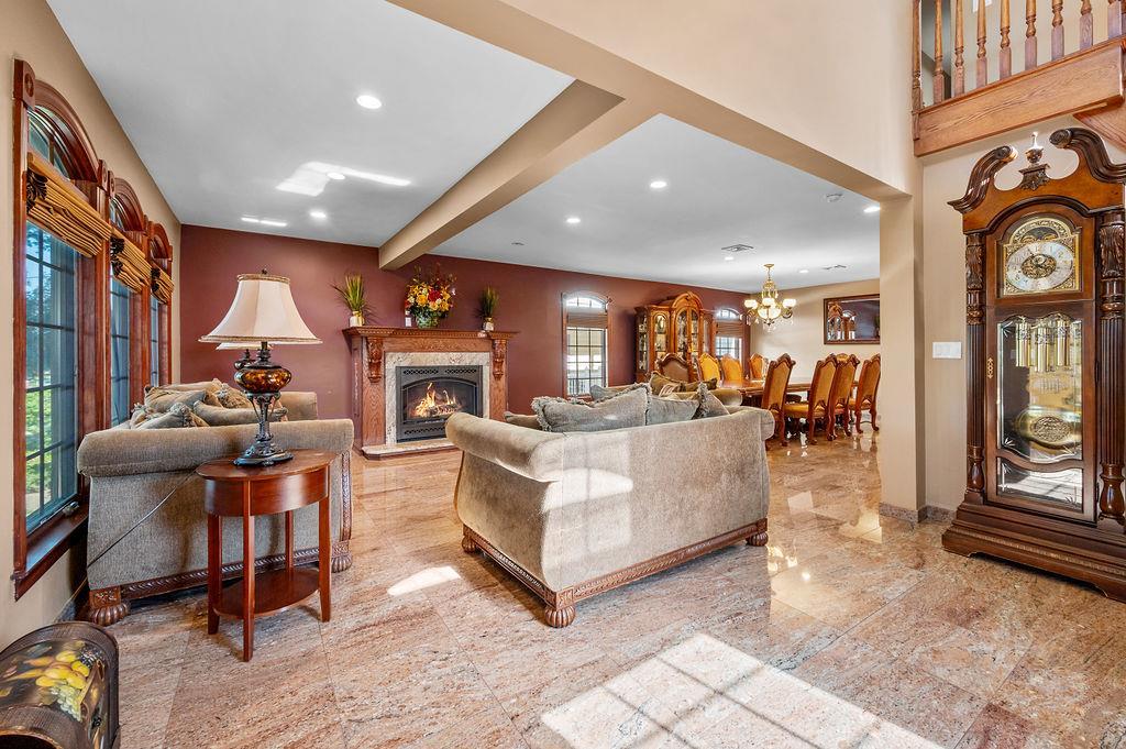 Single Family 11  Queens, NY 11357, MLS-853320-7