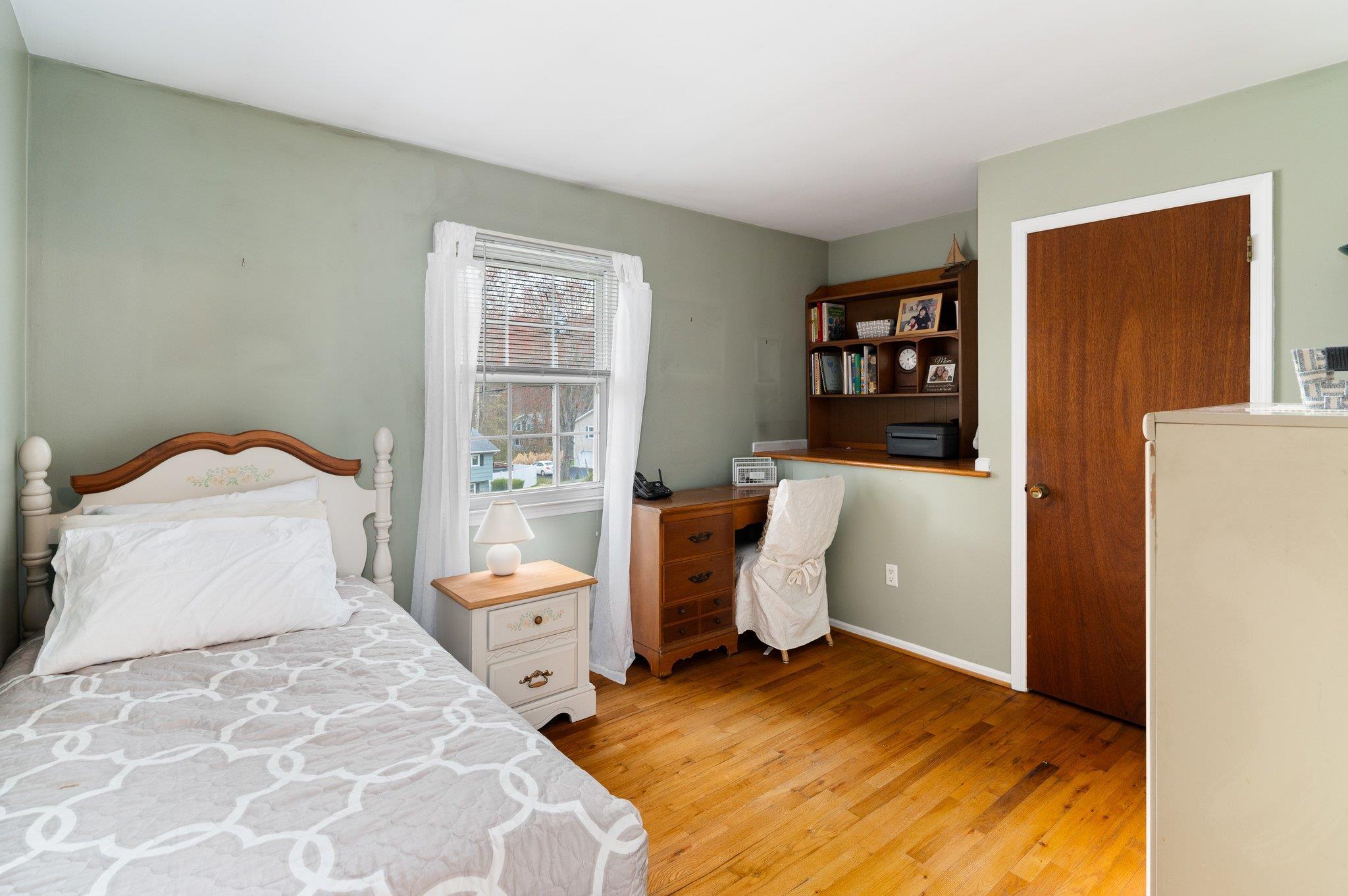 Single Family Hood  Westchester County, NY 10567, MLS-853322-15