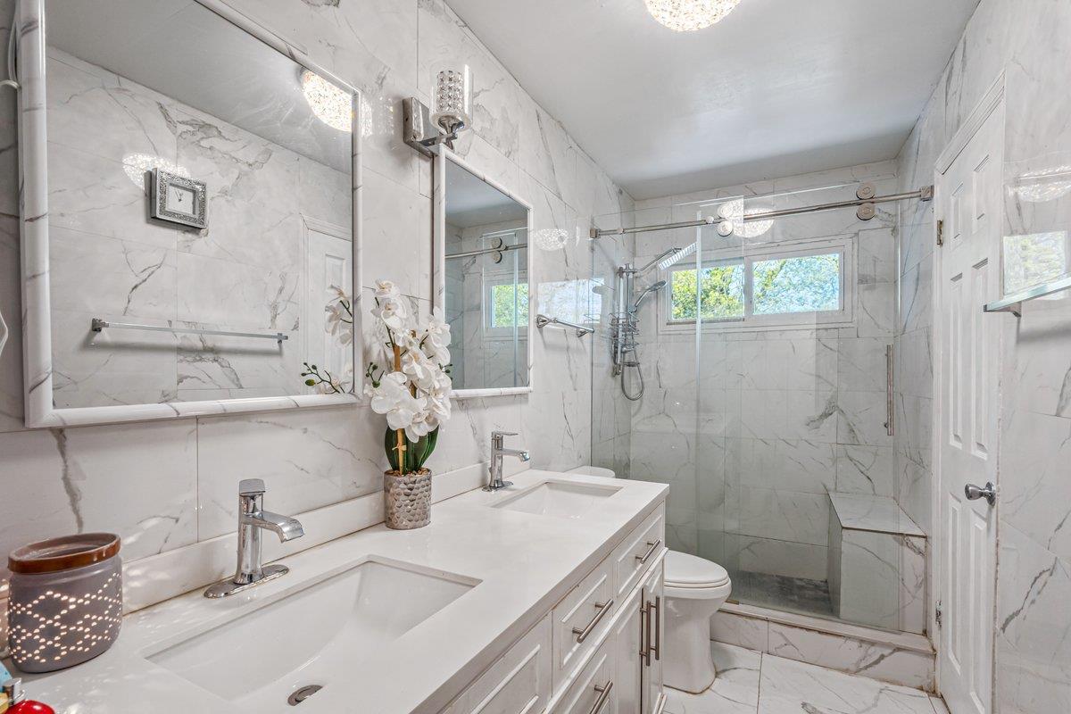 Single Family Lantern  Suffolk County, NY 11743, MLS-853337-12