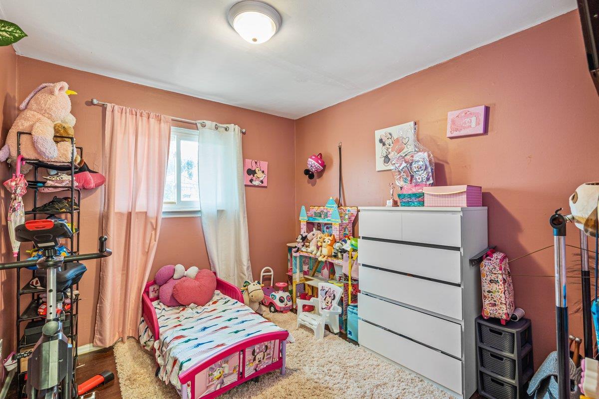 Single Family Lantern  Suffolk County, NY 11743, MLS-853337-14