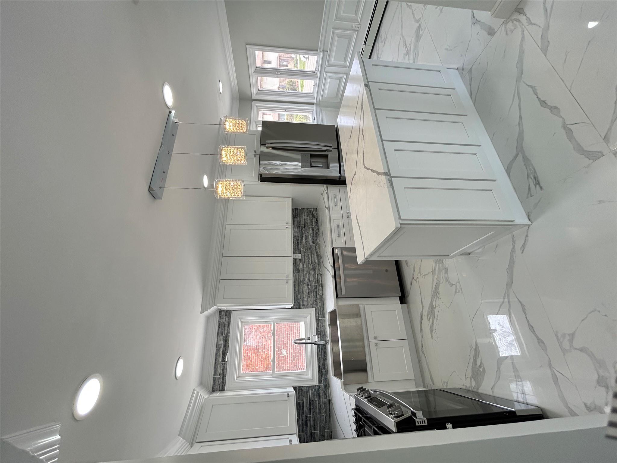 Single Family Colony  Nassau County, NY 11510, MLS-853344-3