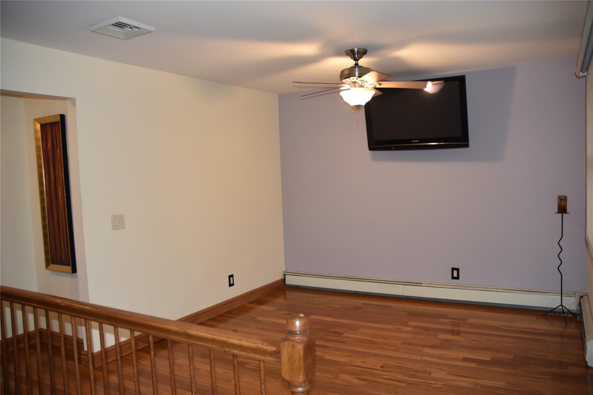 Single Family Central  Suffolk County, NY 11701, MLS-853354-12