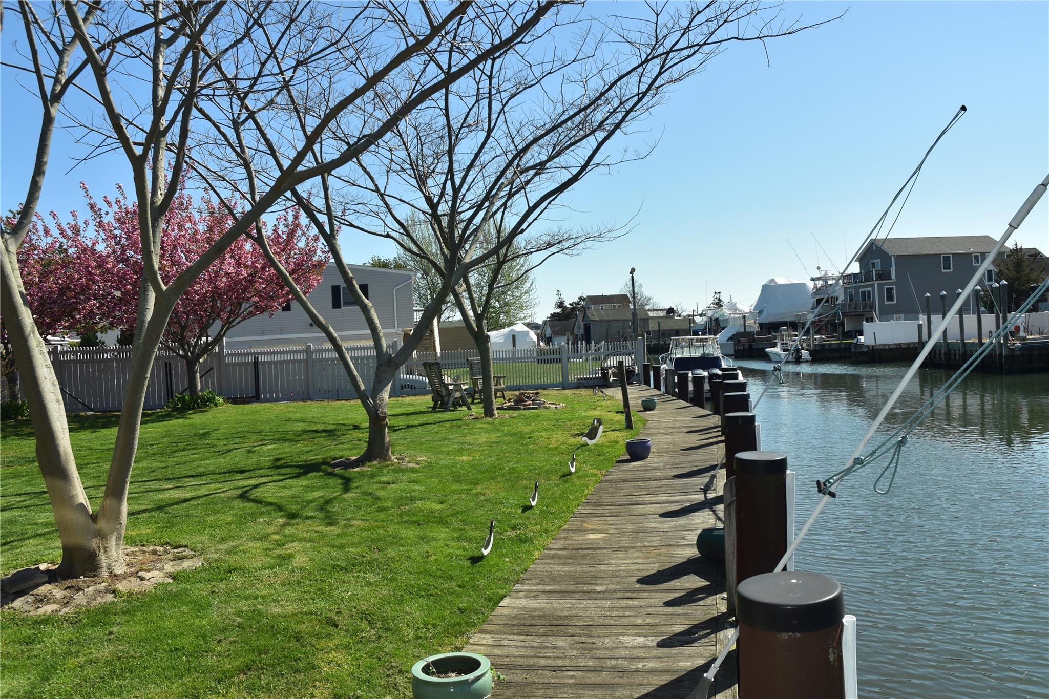 Single Family Central  Suffolk County, NY 11701, MLS-853354-23
