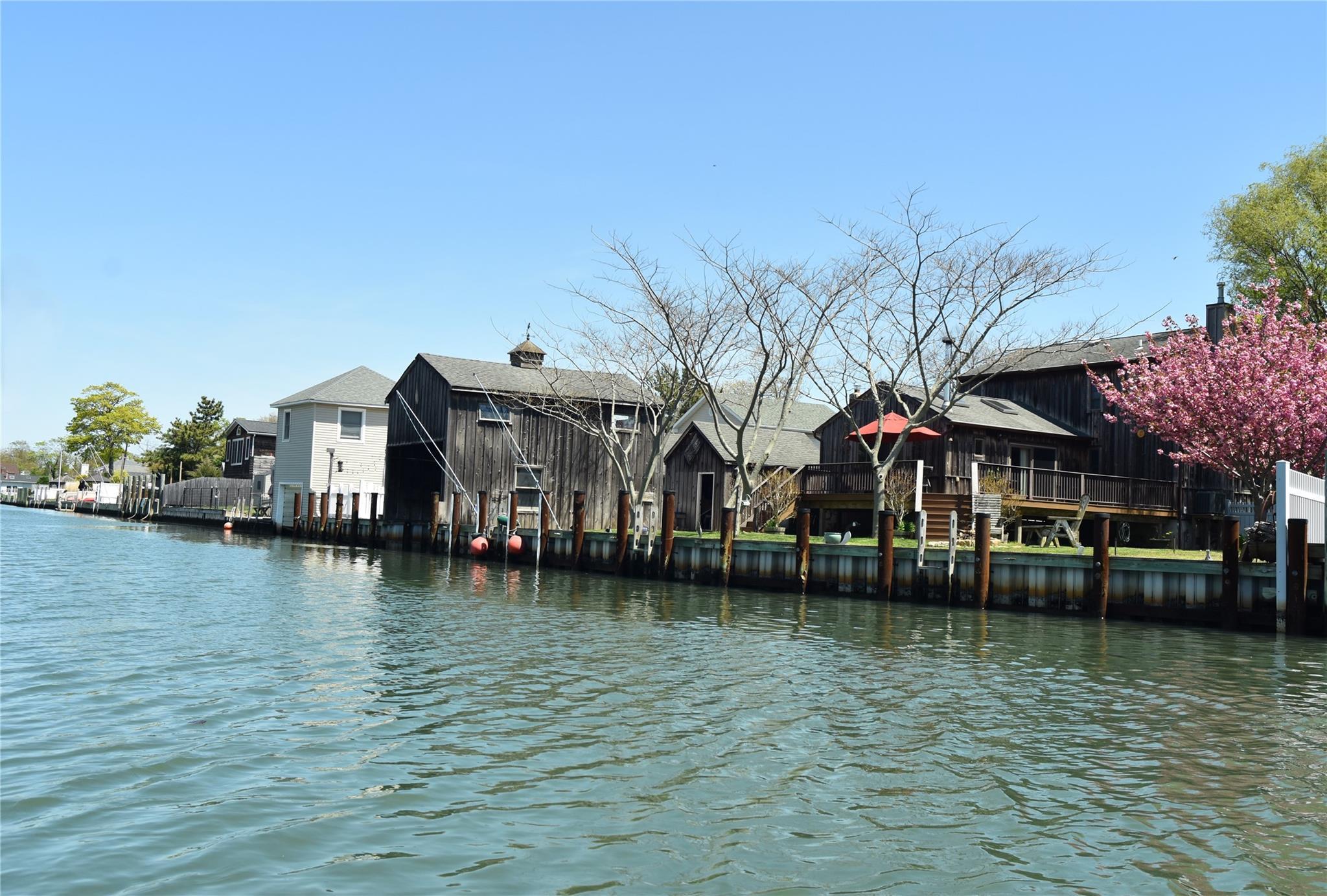Single Family Central  Suffolk County, NY 11701, MLS-853354-25
