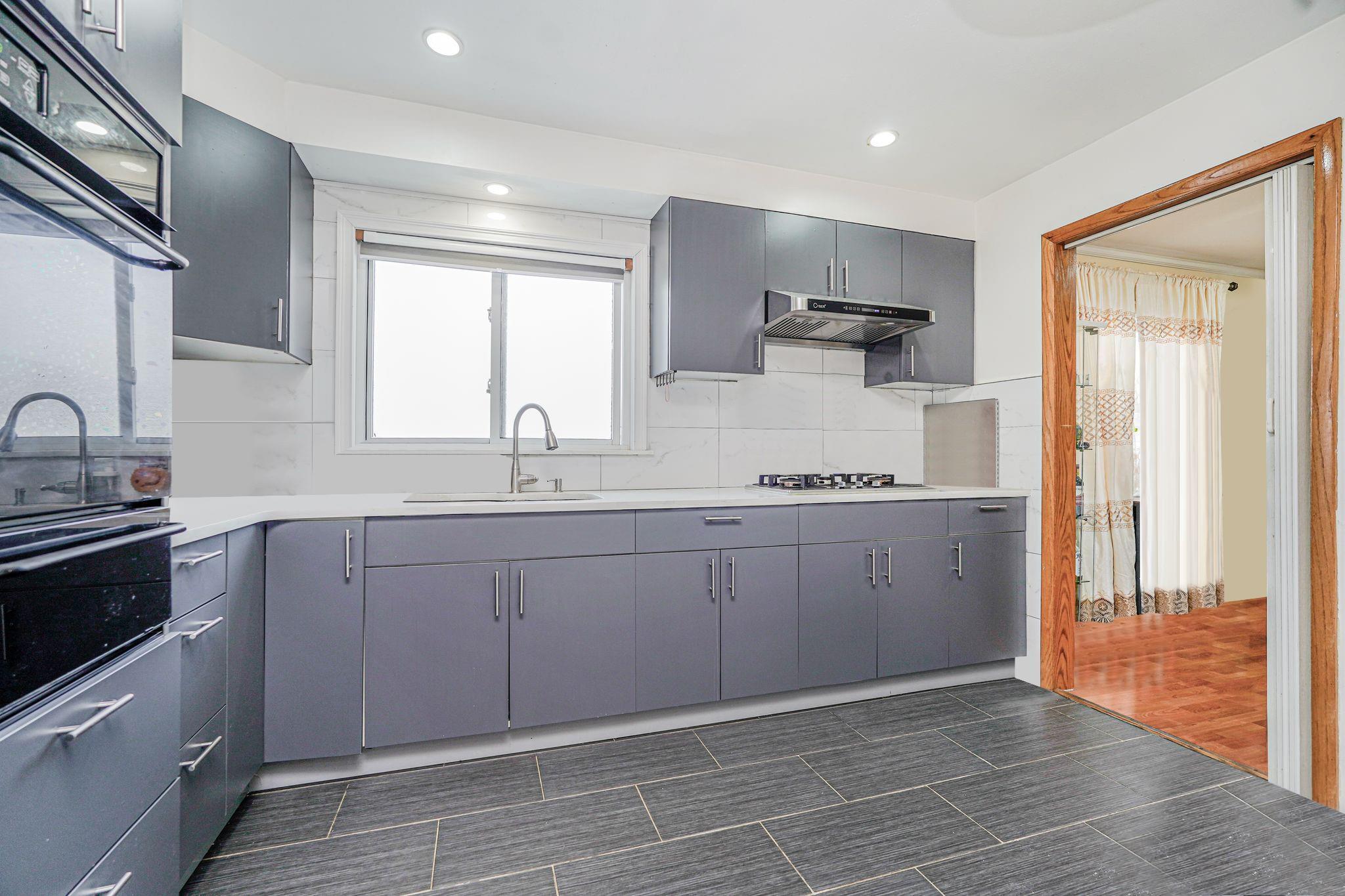 Single Family Neal Dow  Staten Island, NY 10314, MLS-853361-4