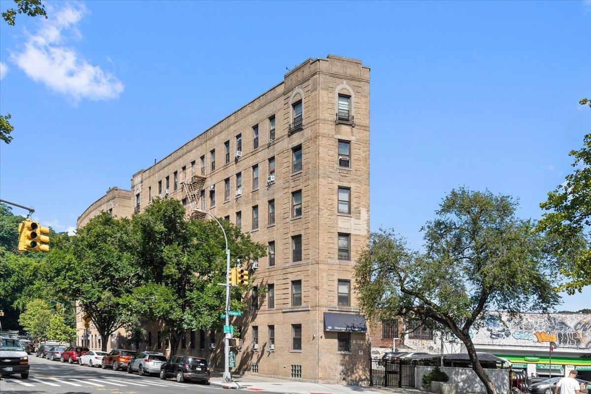 Coop Riverside  Manhattan, NY 10034, MLS-853369-14
