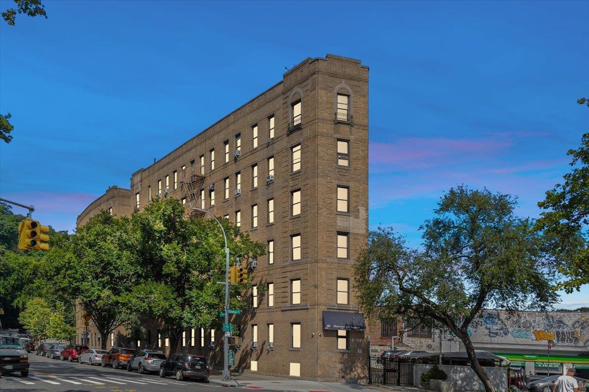 Coop Riverside  Manhattan, NY 10034, MLS-853369-15