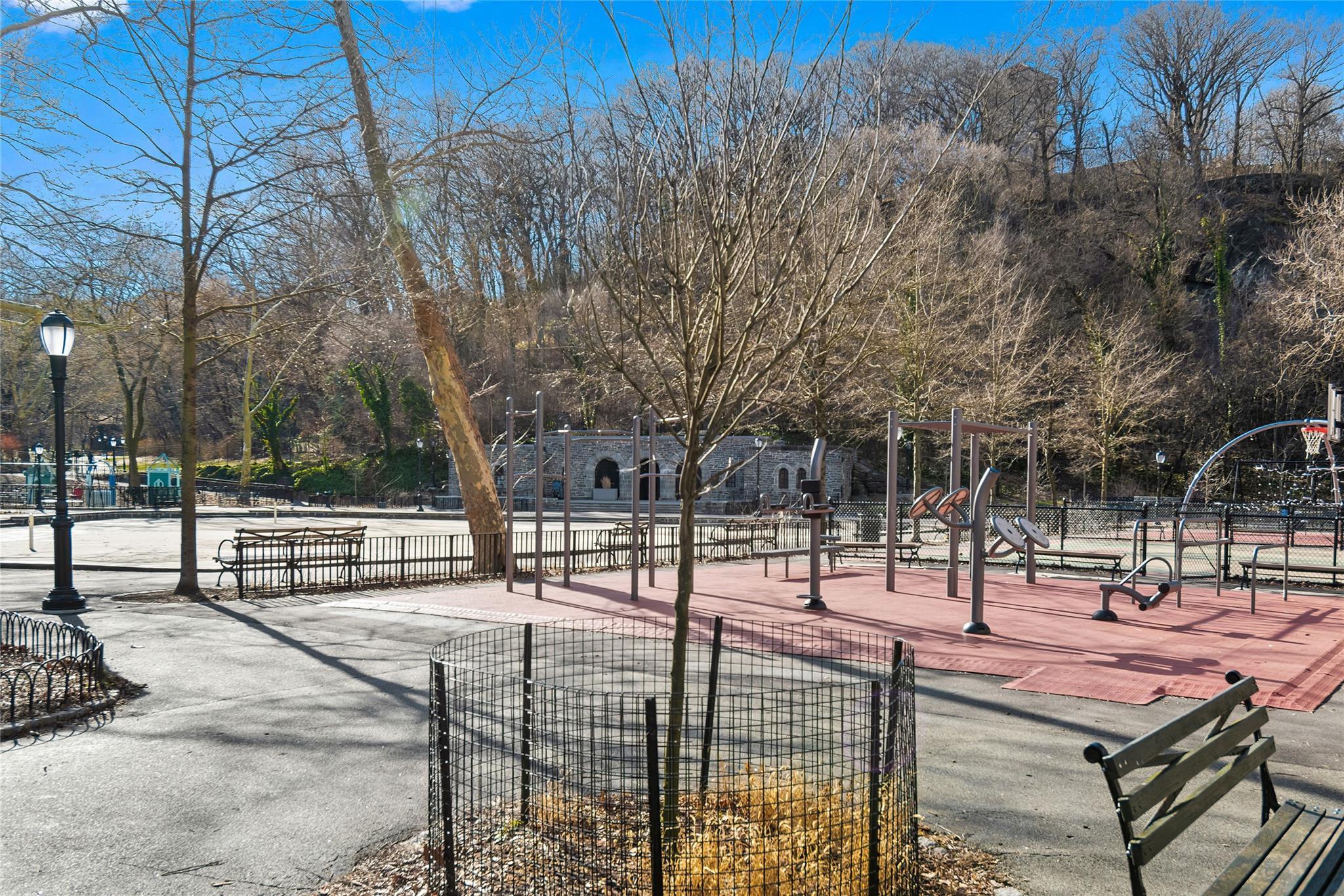 Coop Riverside  Manhattan, NY 10034, MLS-853369-16