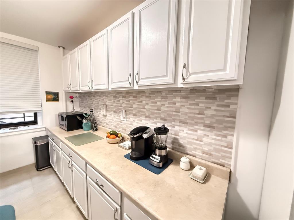 Coop Riverside  Manhattan, NY 10034, MLS-853369-7