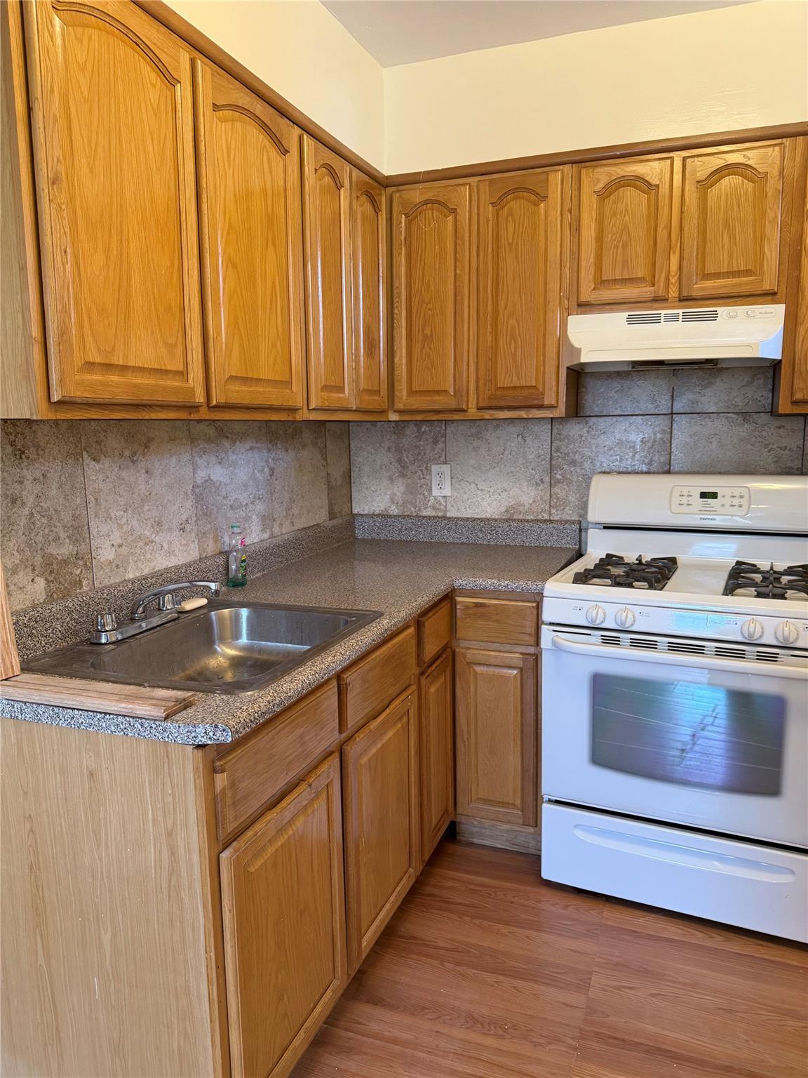 Apartment Ohm  Bronx, NY 10465, MLS-853380-4