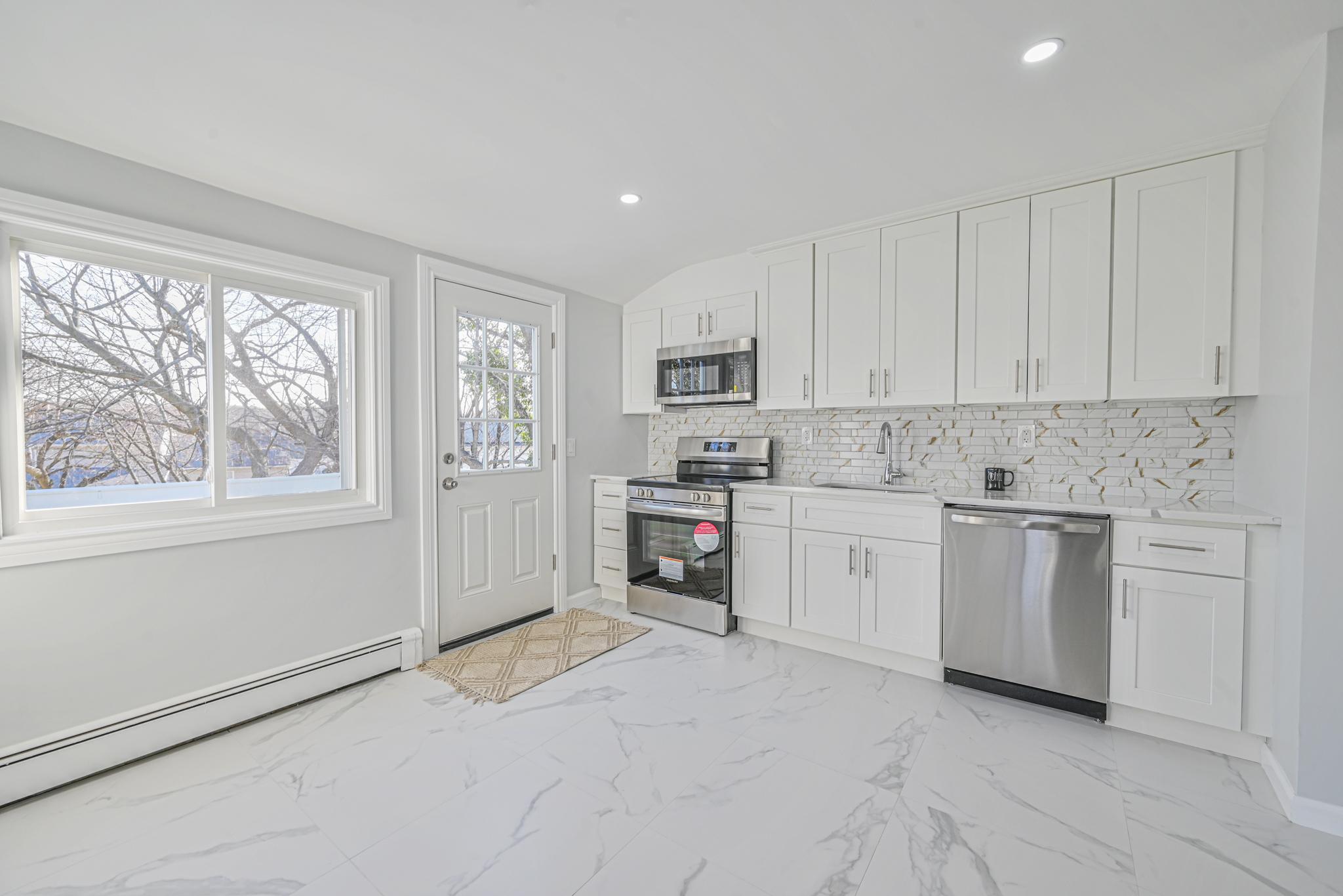 Single Family Felms  Nassau County, NY 11714, MLS-853387-11