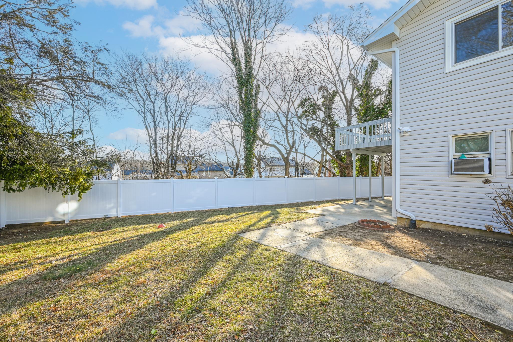 Single Family Felms  Nassau County, NY 11714, MLS-853387-4