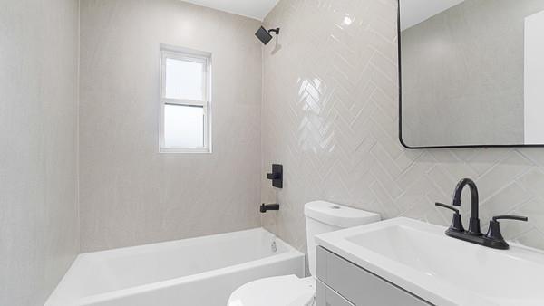 Single Family Quincy  Bronx, NY 10465, MLS-853390-12