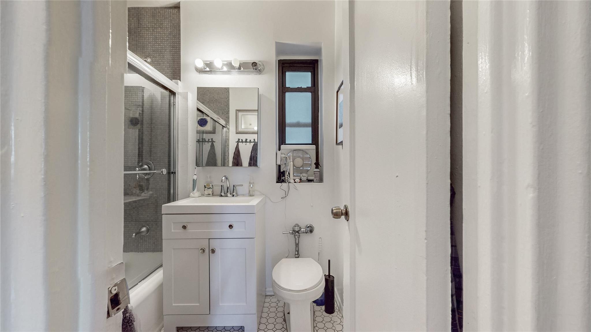 Condo Central Park West  Manhattan, NY 10025, MLS-853431-10
