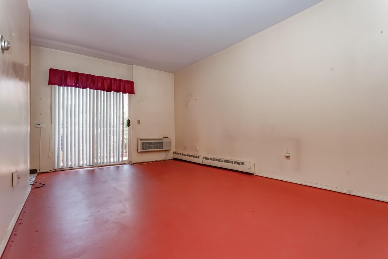 Coop Lakeview  Westchester County, NY 10566, MLS-853436-10