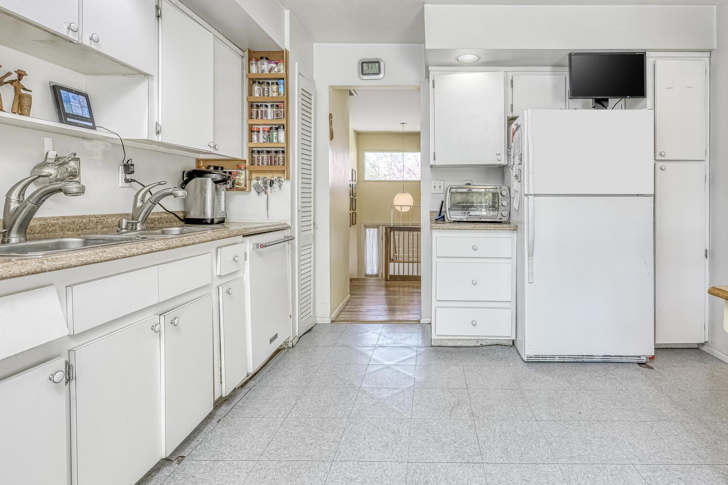 Single Family Dike  Rockland County, NY 10952, MLS-853451-17