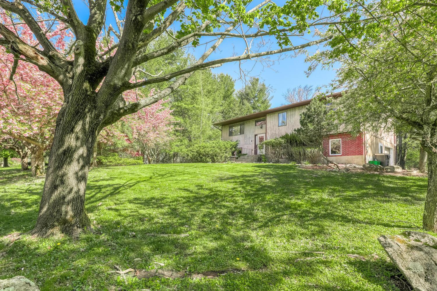 Single Family Dike  Rockland County, NY 10952, MLS-853451-2