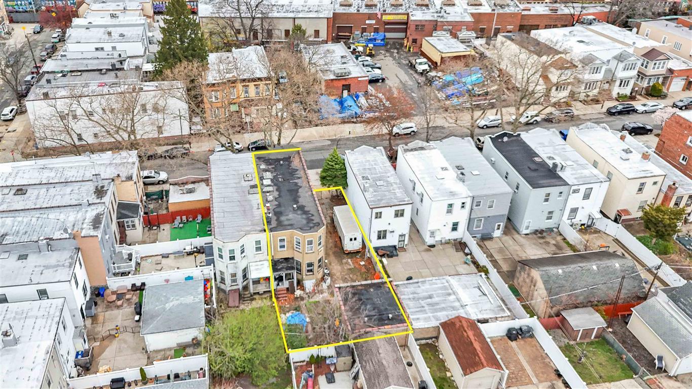 Single Family 77th  Queens, NY 11385, MLS-853473-20
