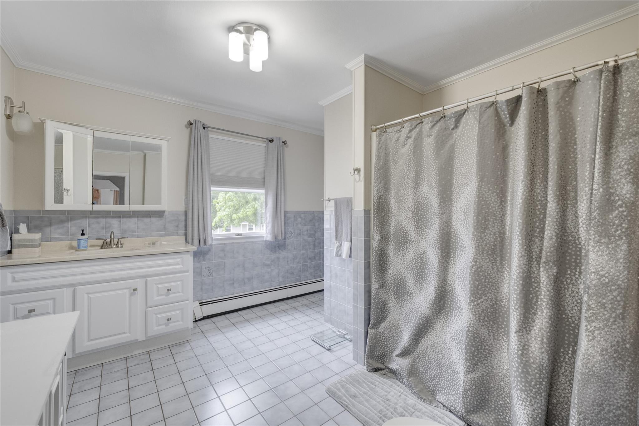 Single Family Jerome  Nassau County, NY 11514, MLS-853491-12