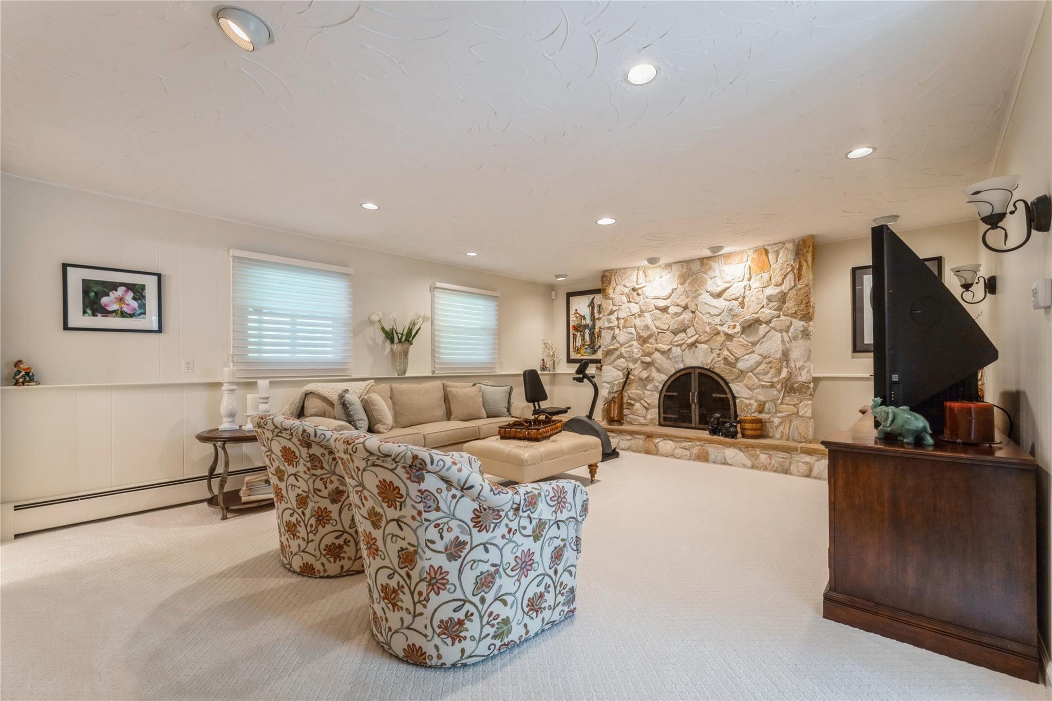 Single Family Verona  Rockland County, NY 10956, MLS-853492-25
