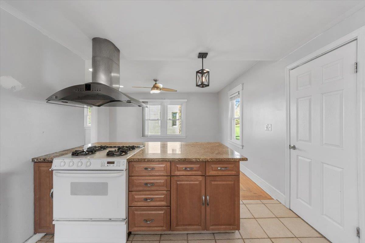 Single Family Regent  Westchester County, NY 10573, MLS-853499-12