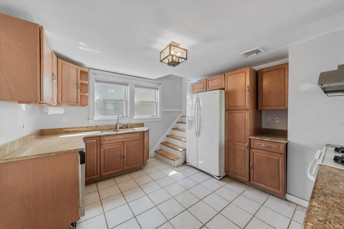 Single Family Regent  Westchester County, NY 10573, MLS-853499-3