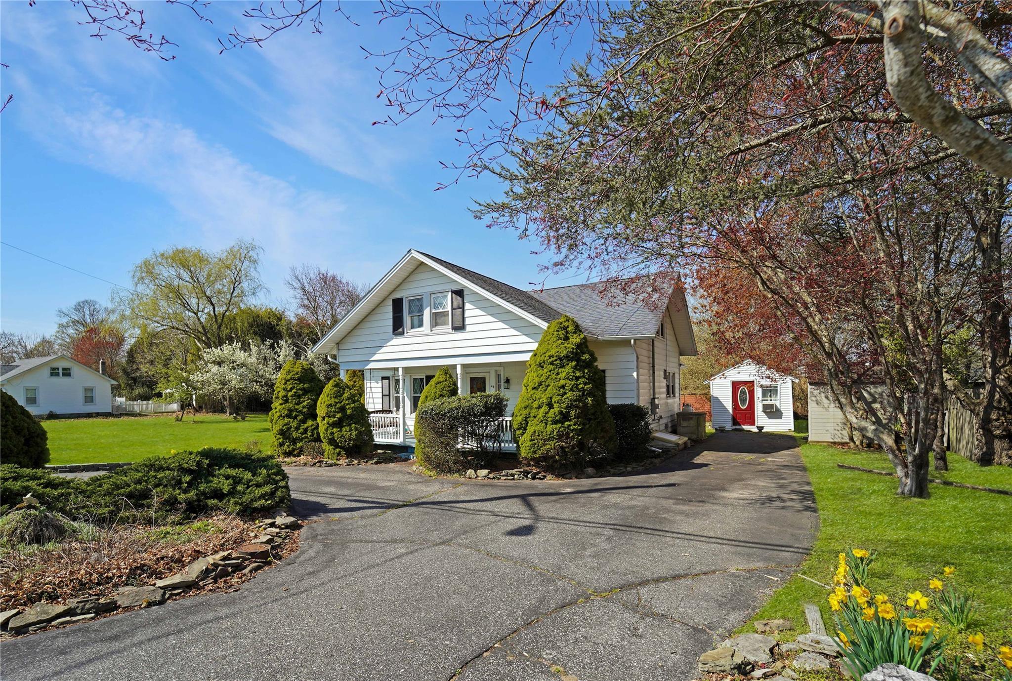 Single Family Watchogue  Suffolk County, NY 11940, MLS-853505-16