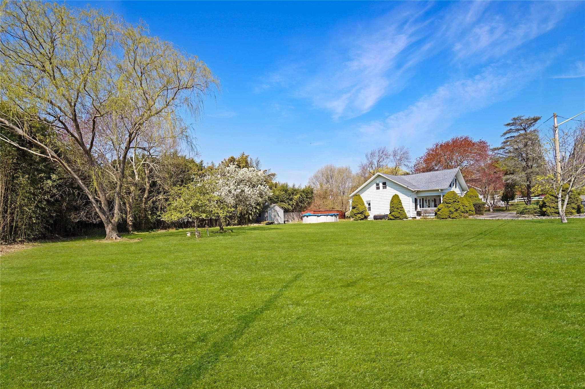 Single Family Watchogue  Suffolk County, NY 11940, MLS-853505-19