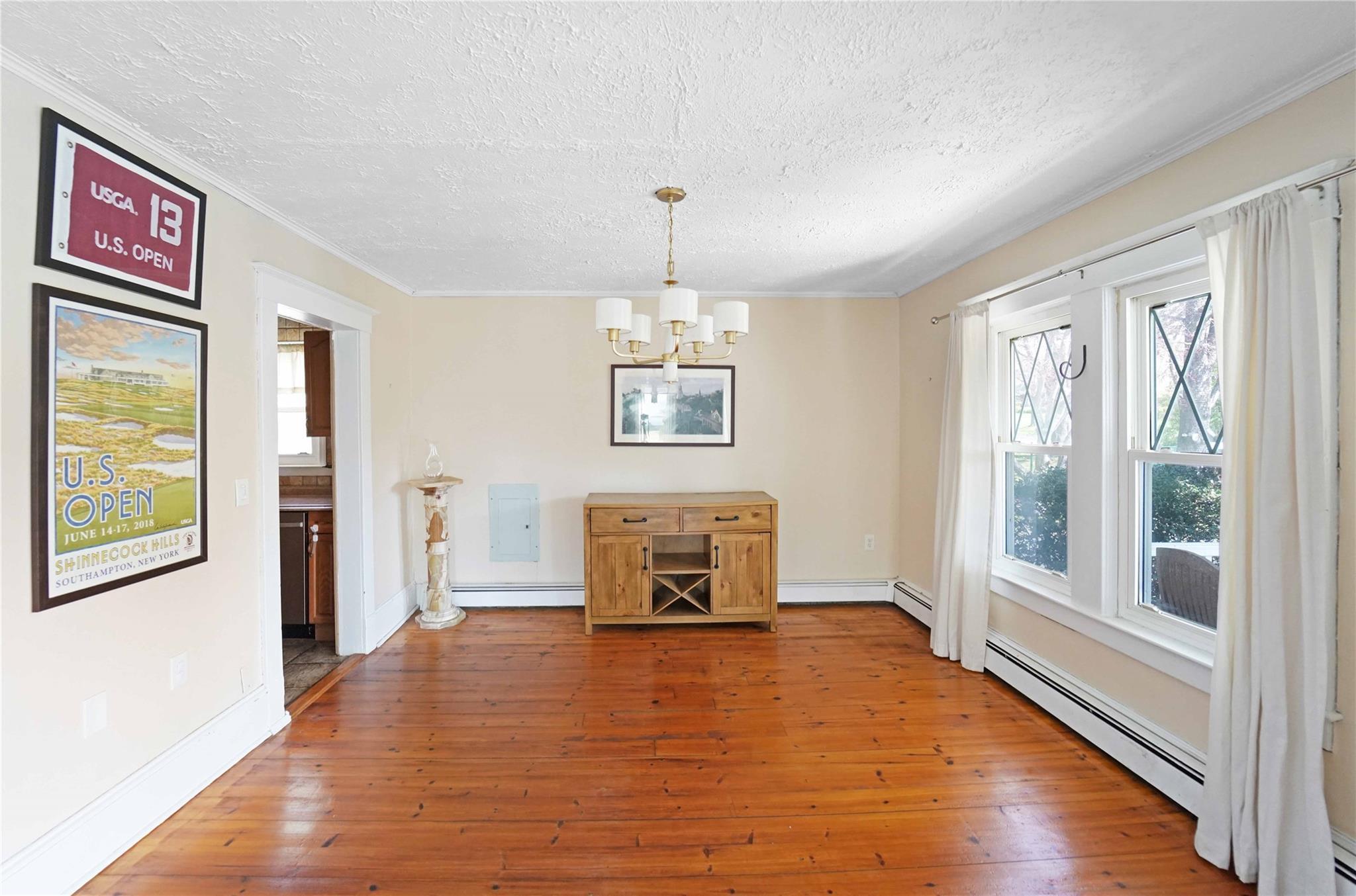 Single Family Watchogue  Suffolk County, NY 11940, MLS-853505-8