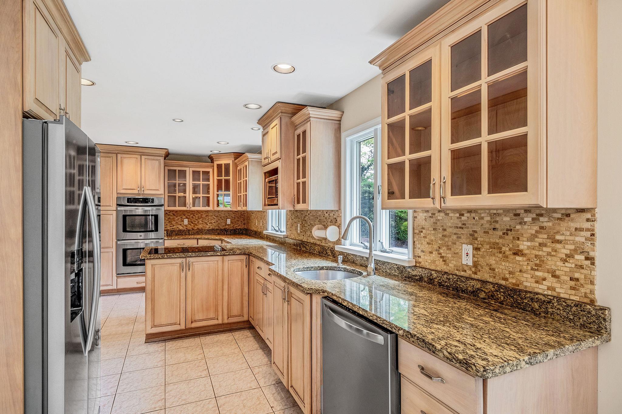 Single Family Seward  Suffolk County, NY 11746, MLS-853517-18