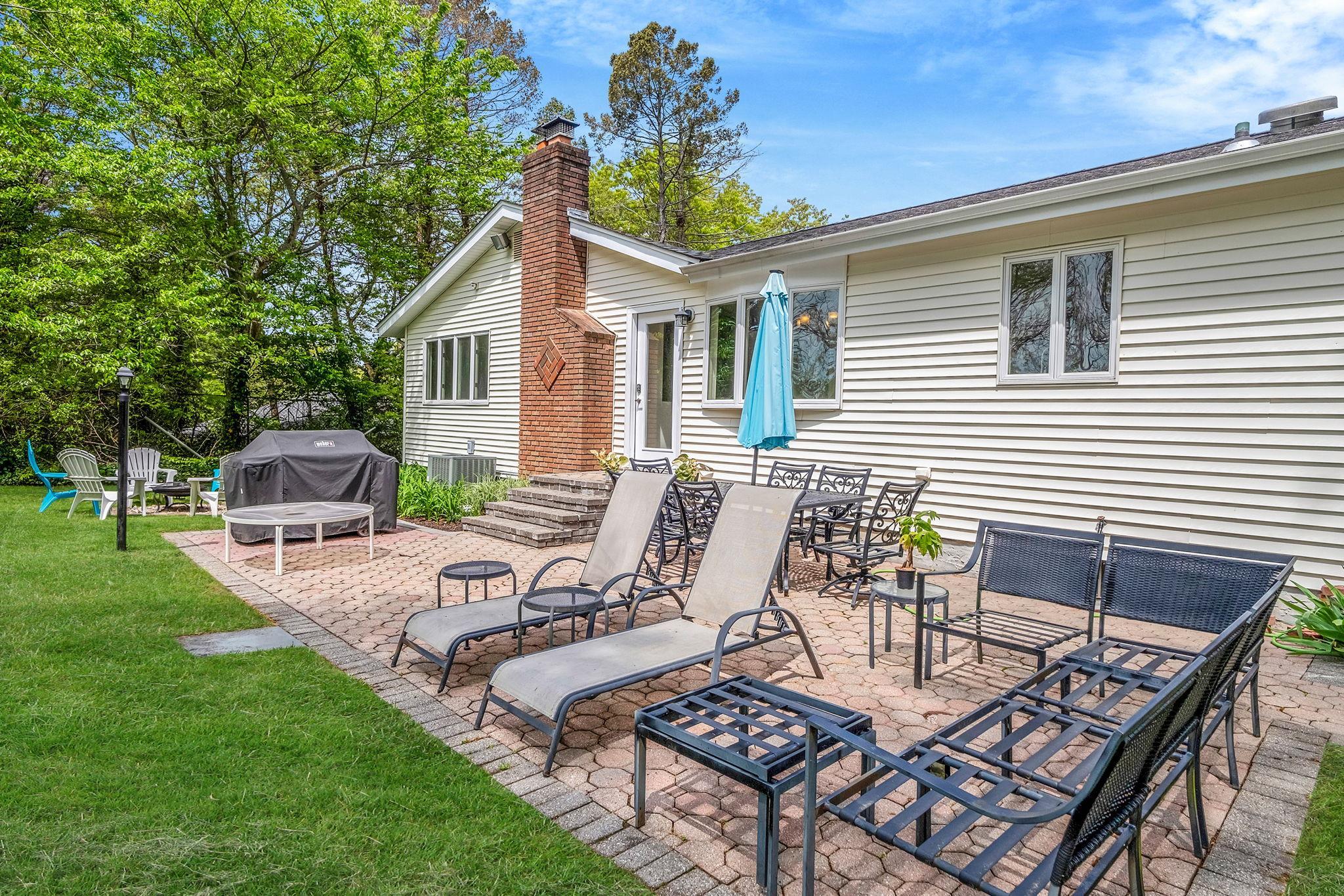 Single Family Seward  Suffolk County, NY 11746, MLS-853517-42
