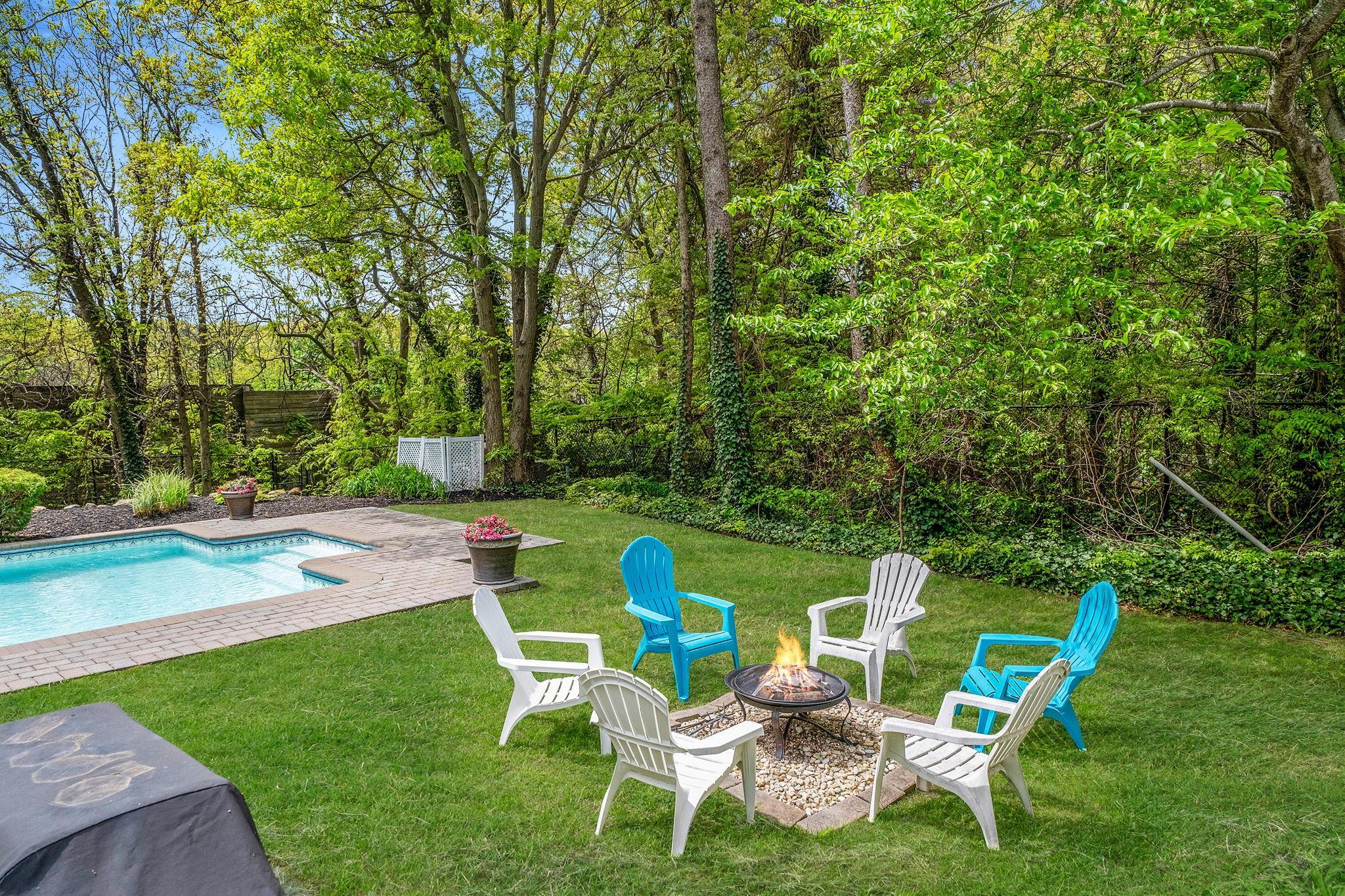 Single Family Seward  Suffolk County, NY 11746, MLS-853517-44