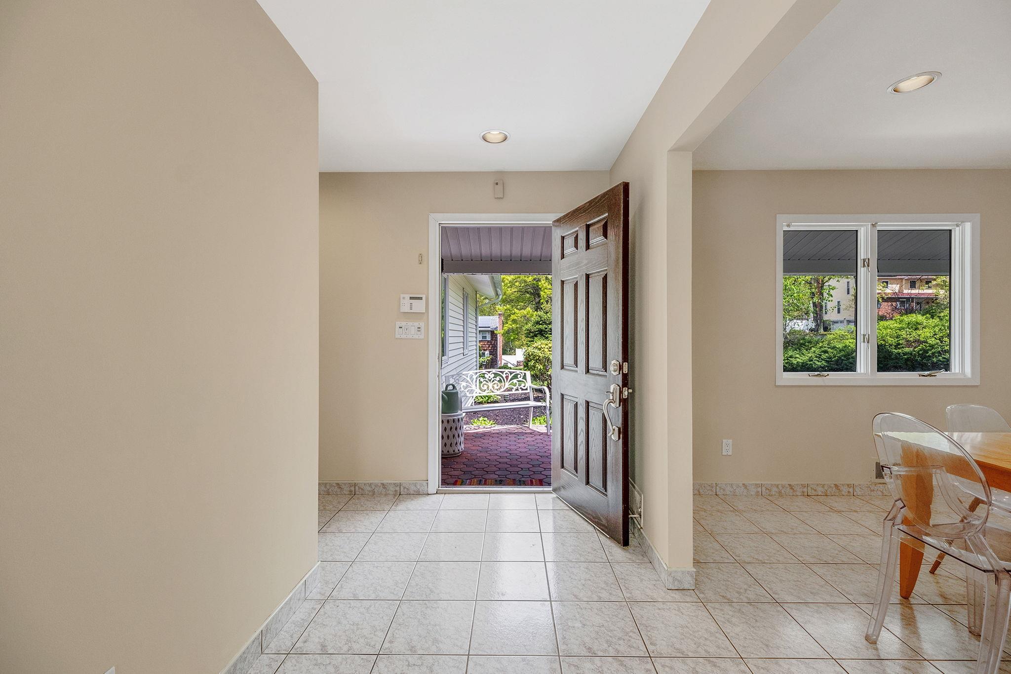 Single Family Seward  Suffolk County, NY 11746, MLS-853517-6