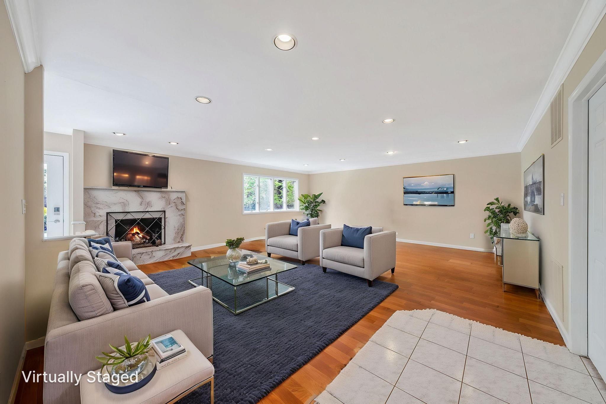 Single Family Seward  Suffolk County, NY 11746, MLS-853517-8
