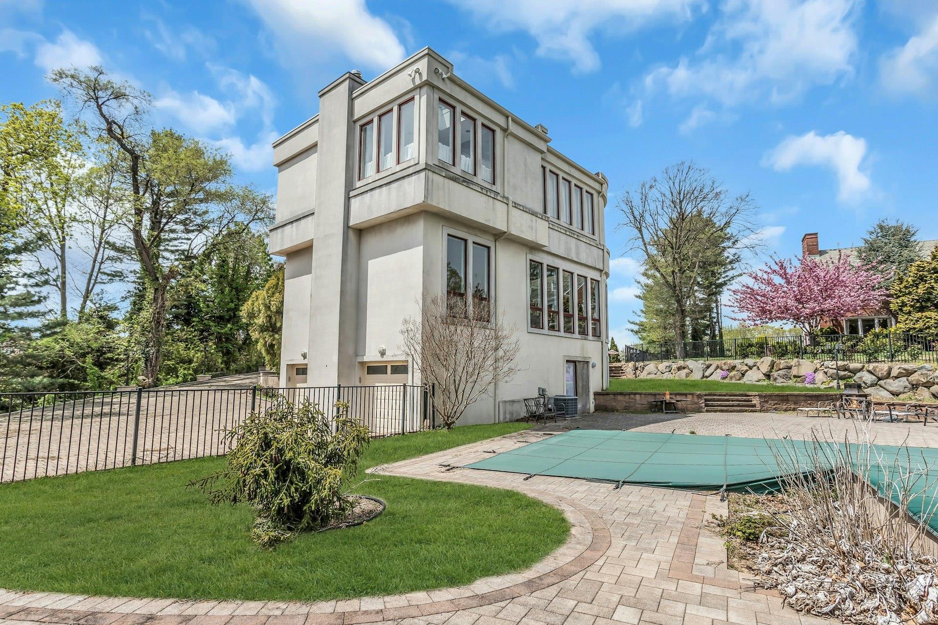 Single Family Dock Nassau County, NY 11024, MLS-853549-36