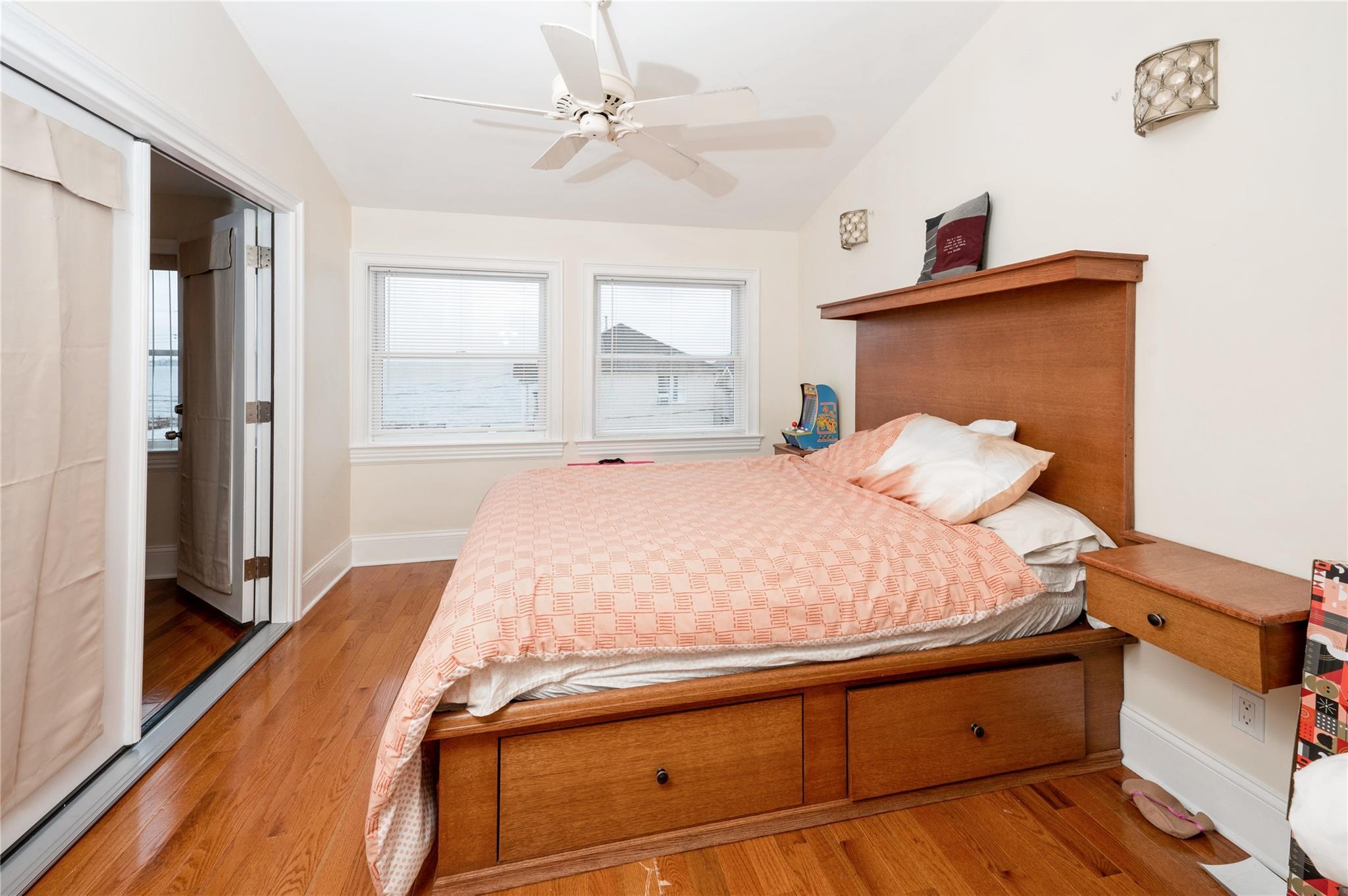 Single Family Longstreet  Bronx, NY 10465, MLS-853551-10