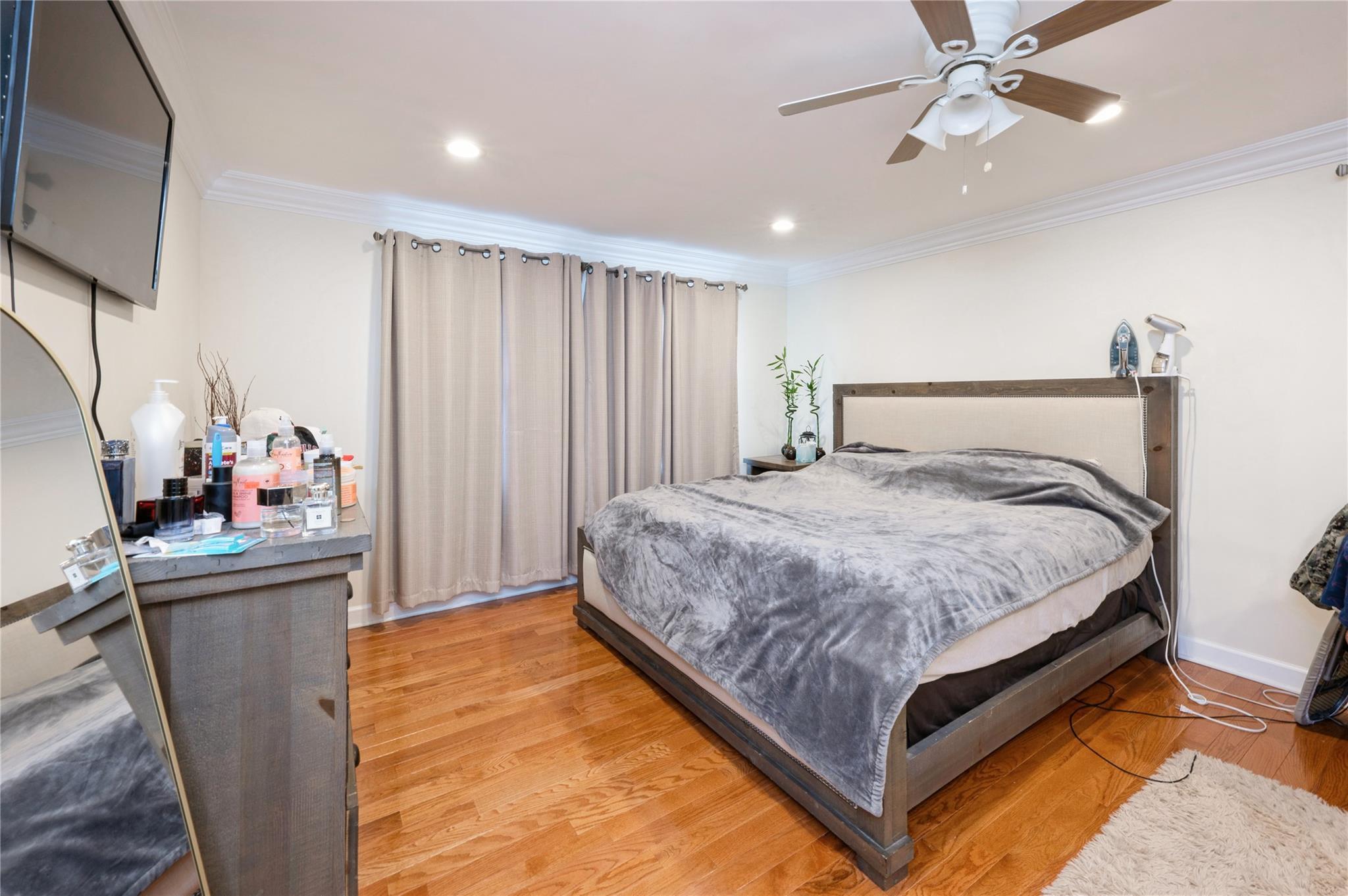 Single Family Longstreet  Bronx, NY 10465, MLS-853551-12