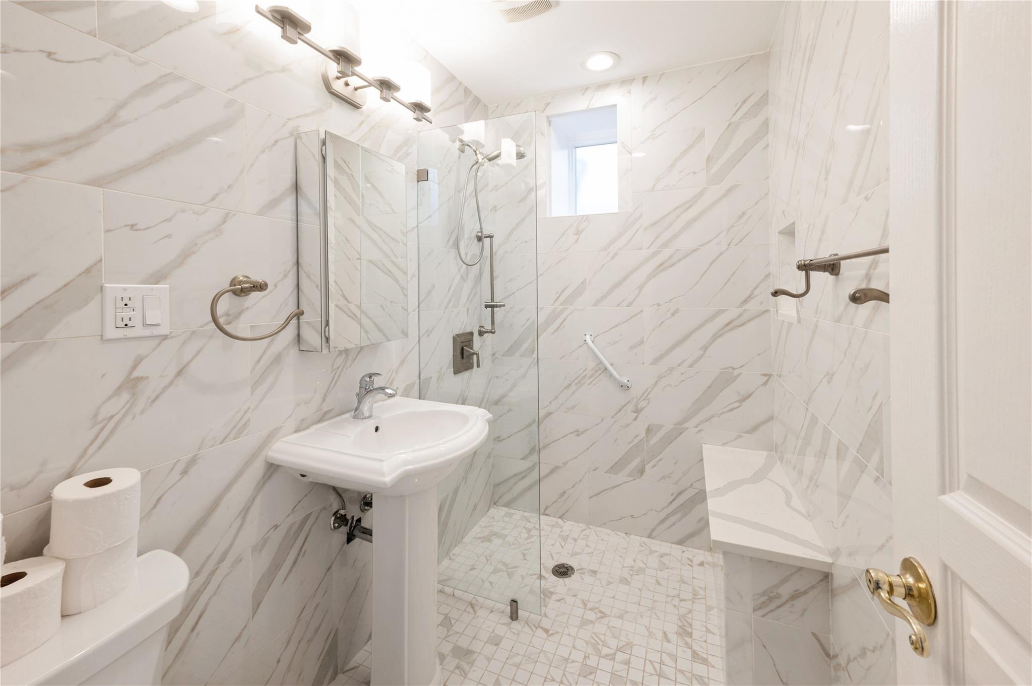 Single Family Longstreet  Bronx, NY 10465, MLS-853551-18