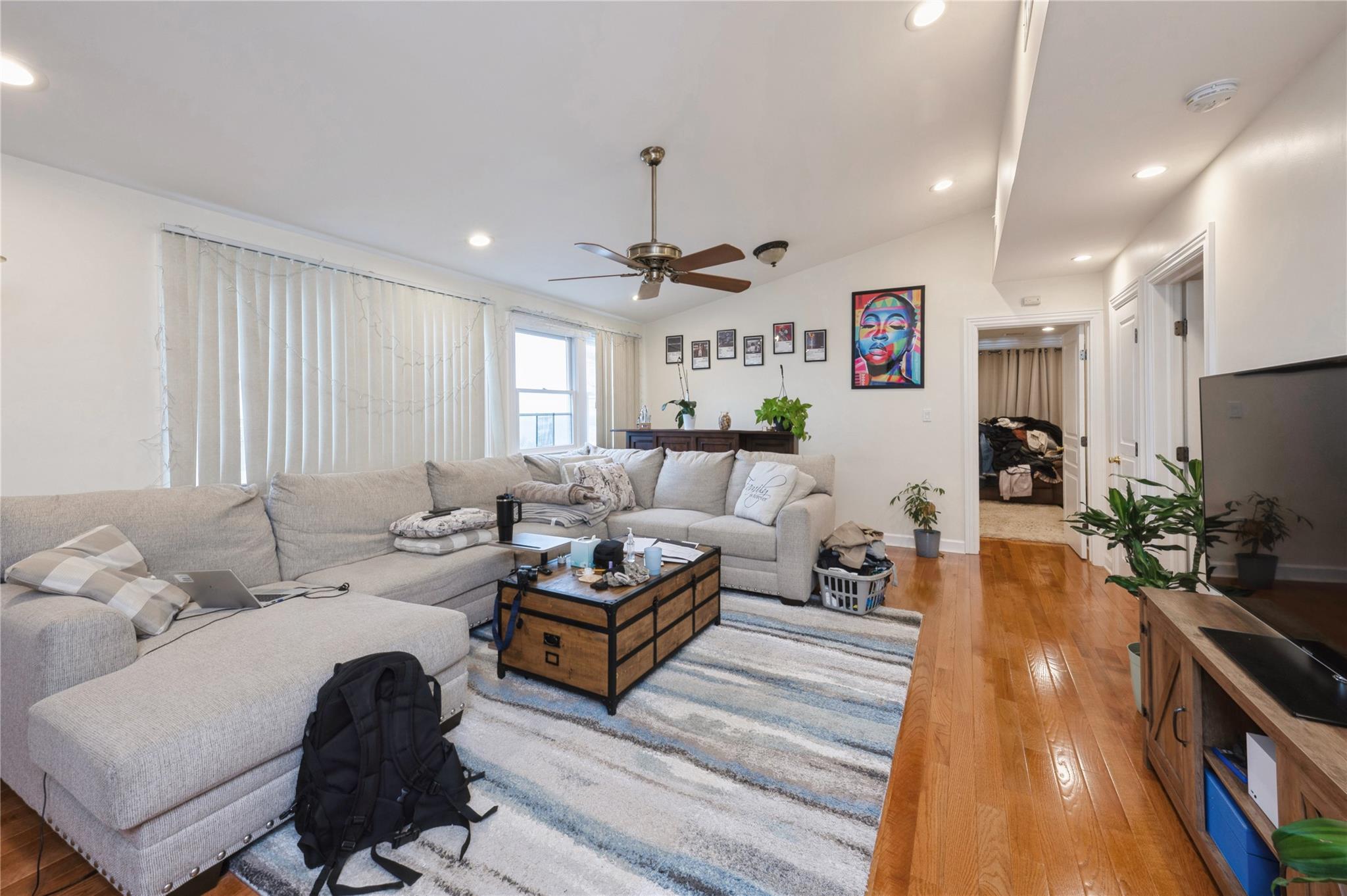 Single Family Longstreet  Bronx, NY 10465, MLS-853551-21