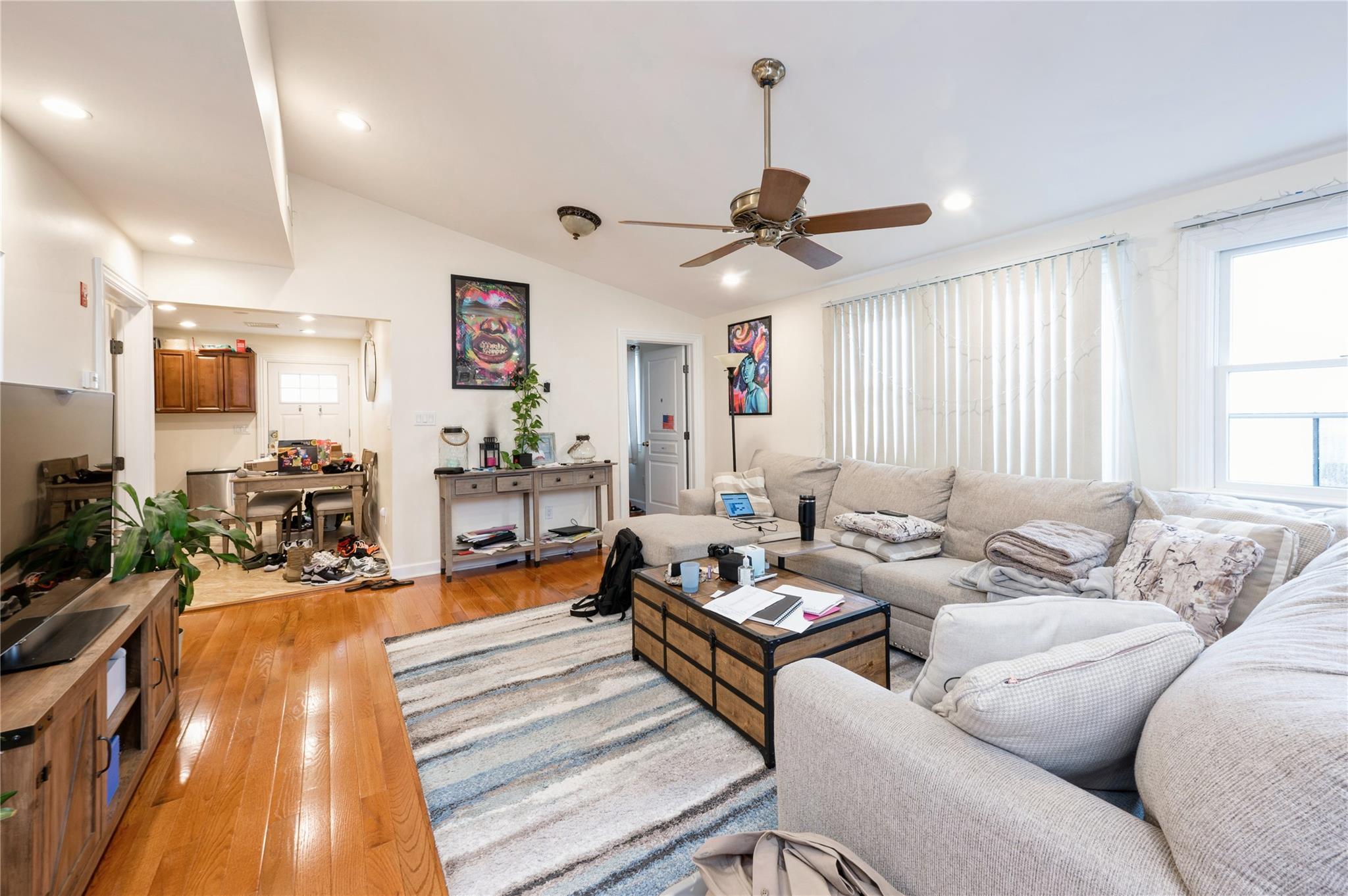Single Family Longstreet  Bronx, NY 10465, MLS-853551-22