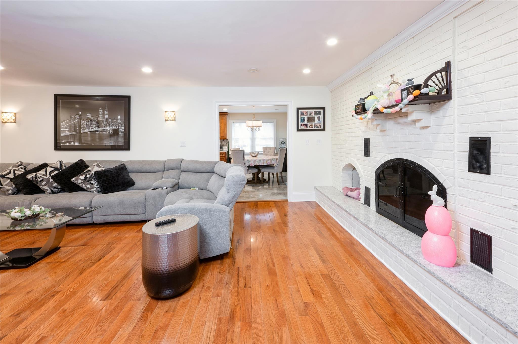 Single Family Longstreet  Bronx, NY 10465, MLS-853551-7
