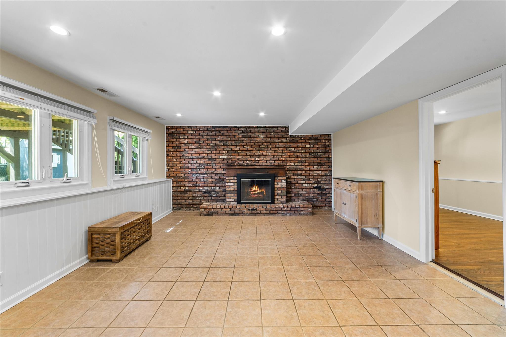 Single Family Skywood  Westchester County, NY 10710, MLS-853555-23
