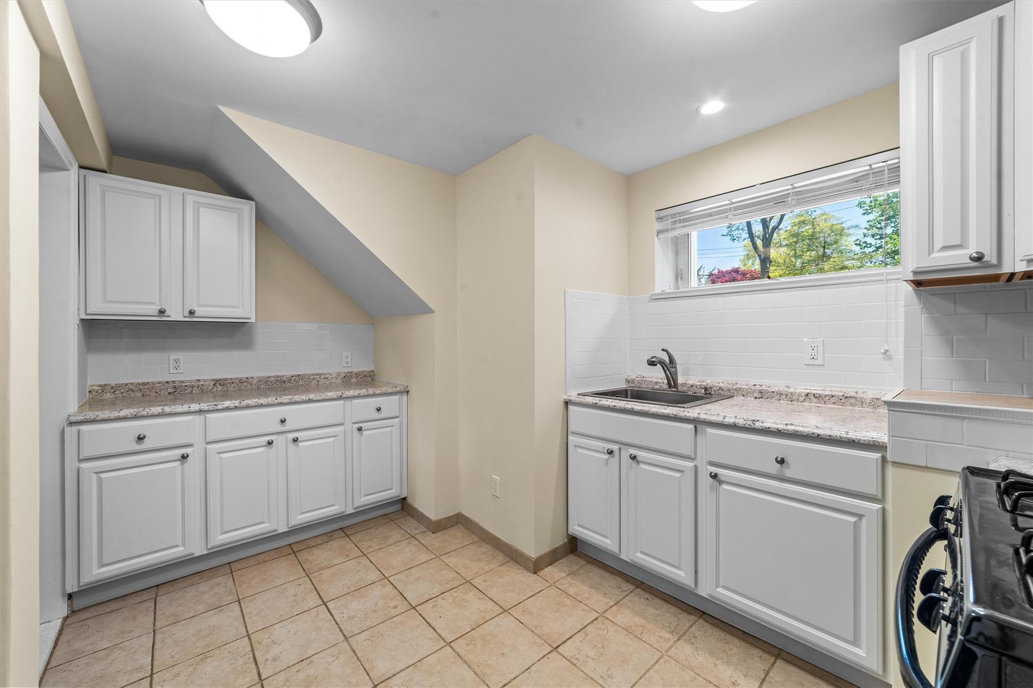 Single Family Skywood  Westchester County, NY 10710, MLS-853555-27