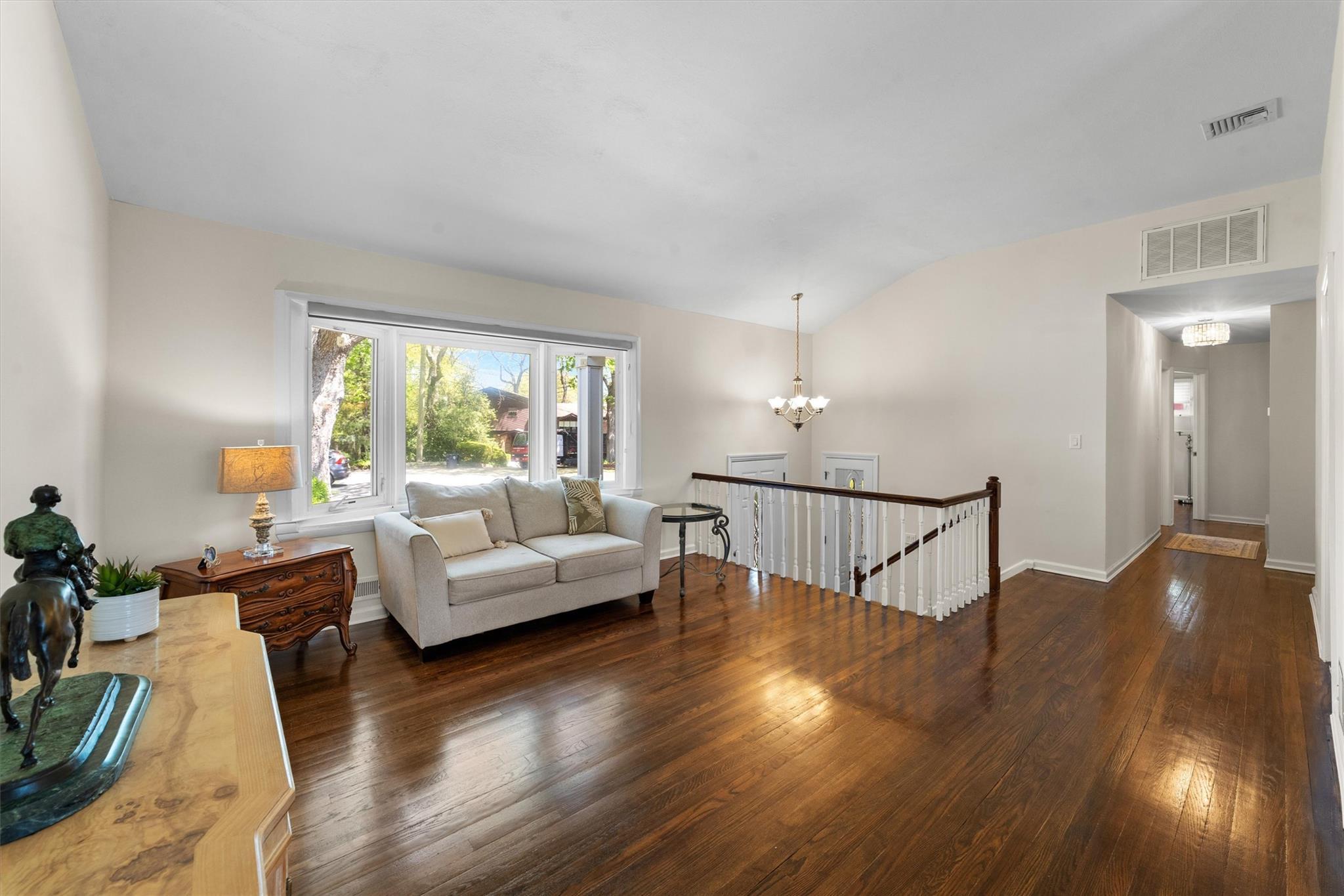 Single Family Skywood  Westchester County, NY 10710, MLS-853555-6