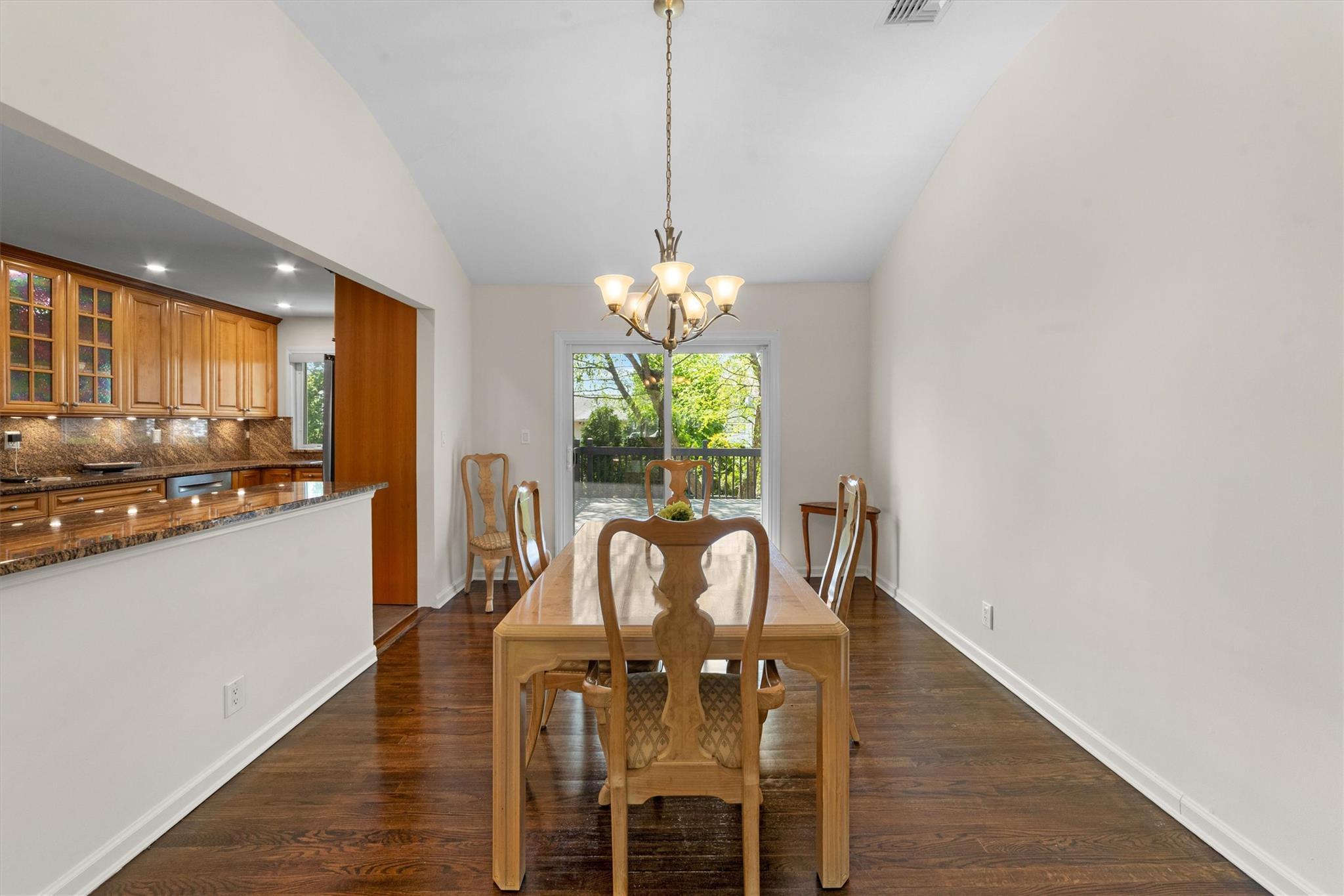 Single Family Skywood  Westchester County, NY 10710, MLS-853555-8