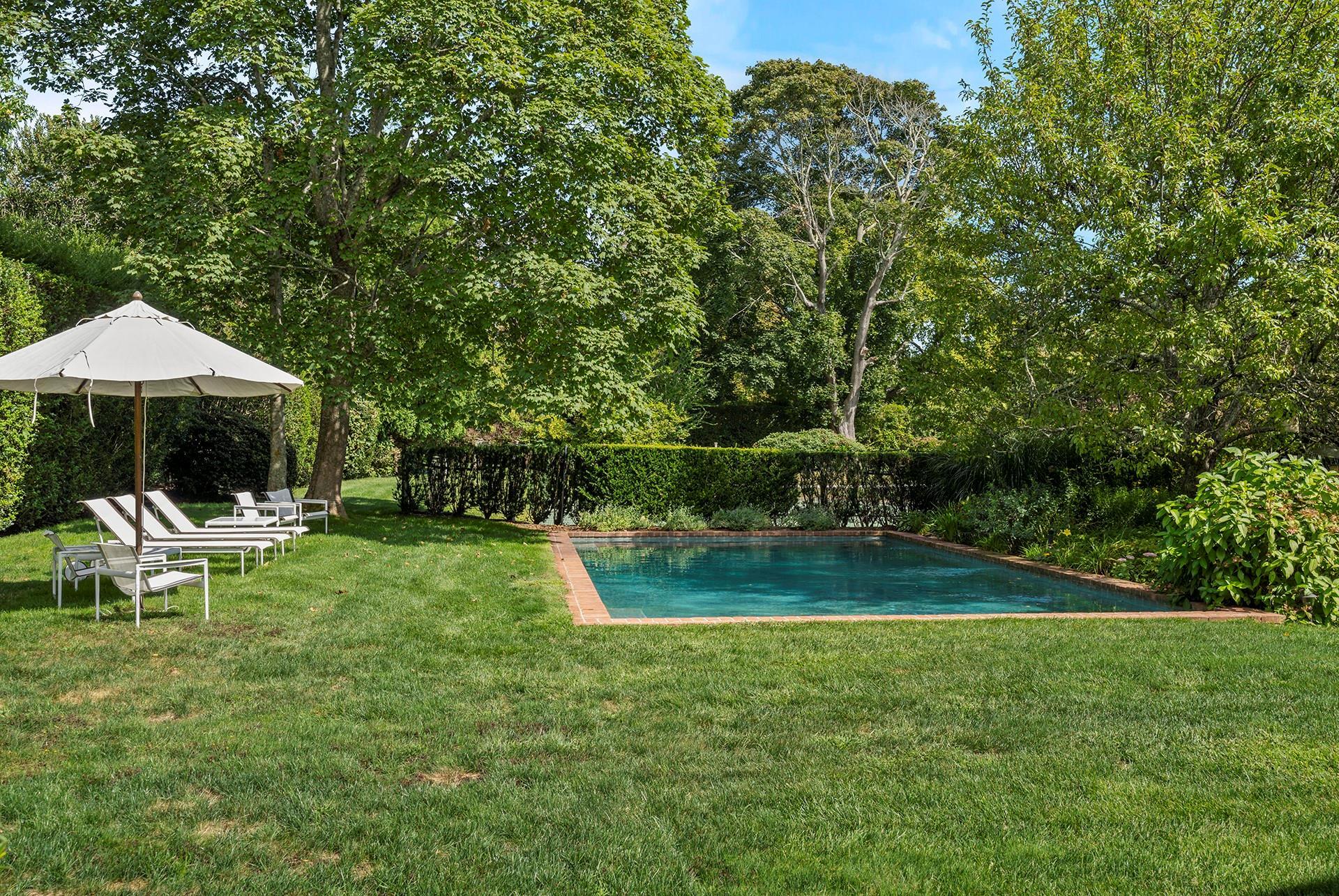 Single Family Captains Neck  Suffolk County, NY 11968, MLS-853564-10