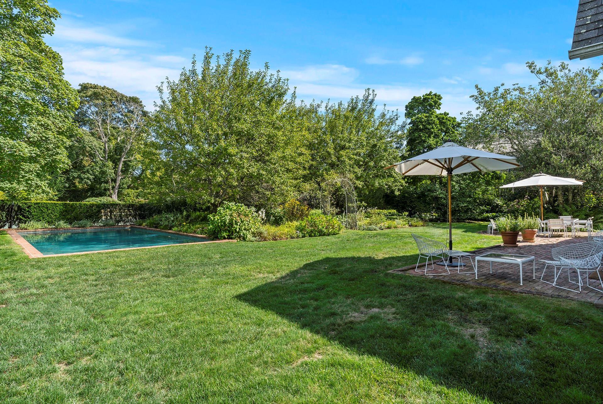 Single Family Captains Neck  Suffolk County, NY 11968, MLS-853564-11