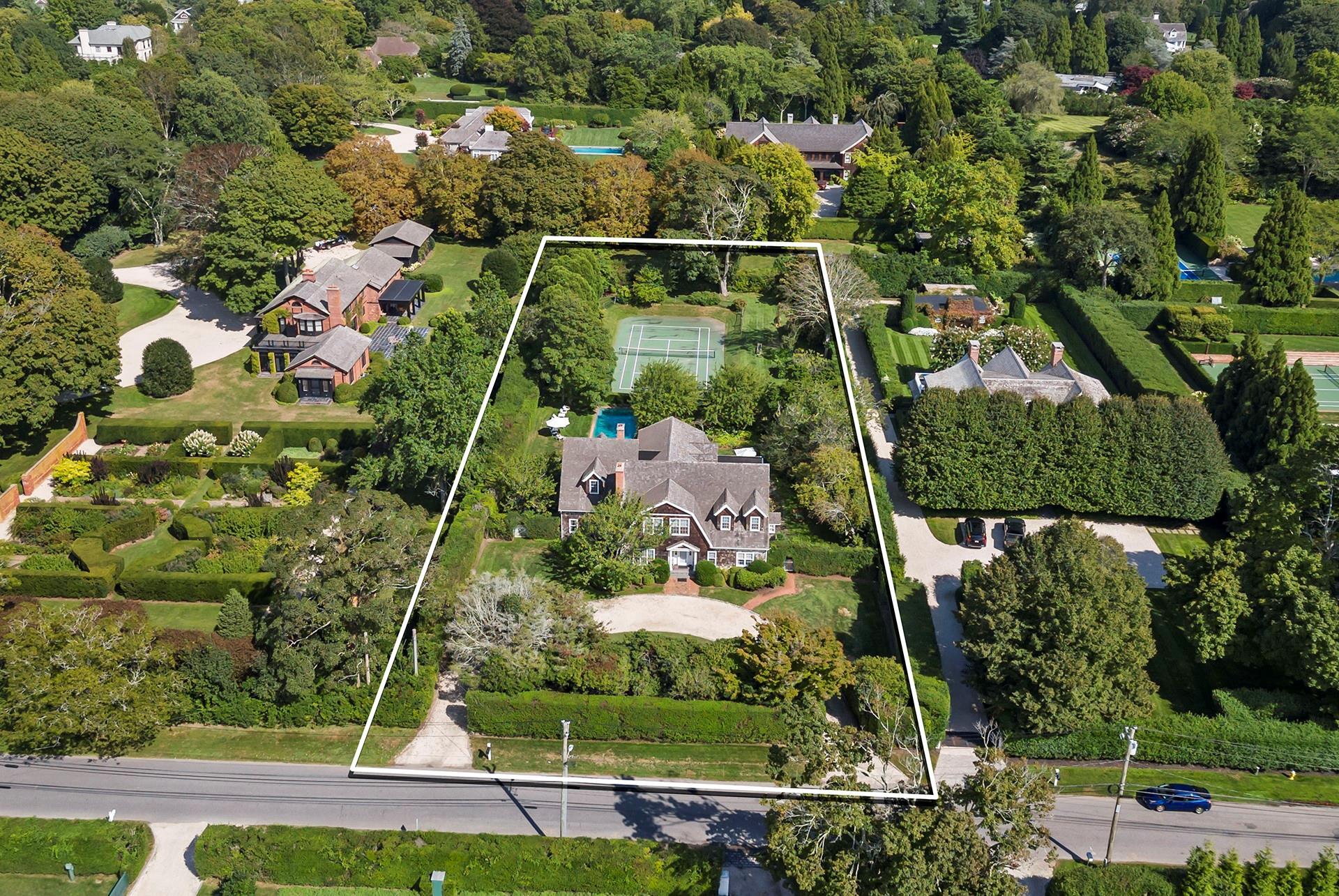 Single Family Captains Neck  Suffolk County, NY 11968, MLS-853564-2