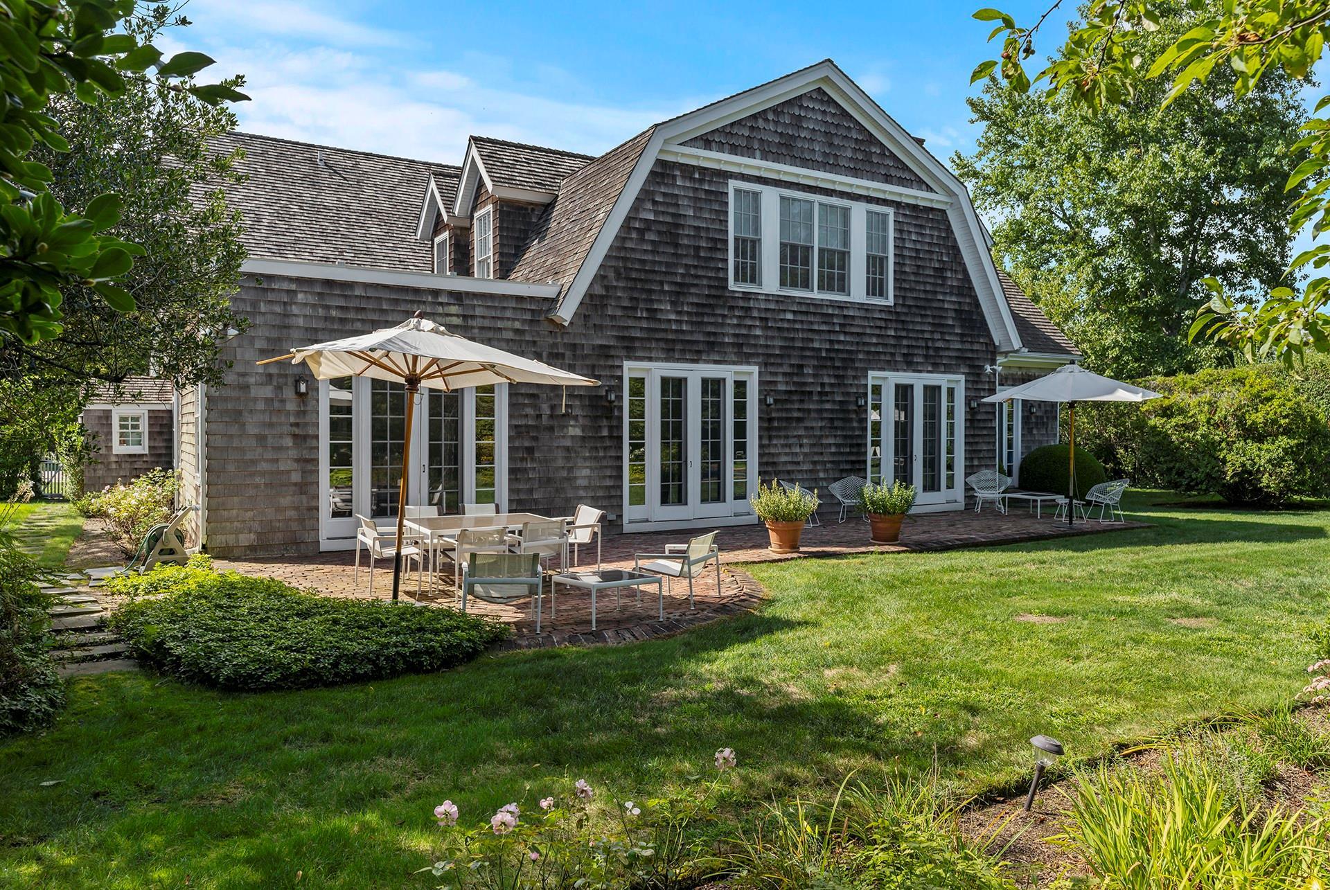 Single Family Captains Neck  Suffolk County, NY 11968, MLS-853564-27